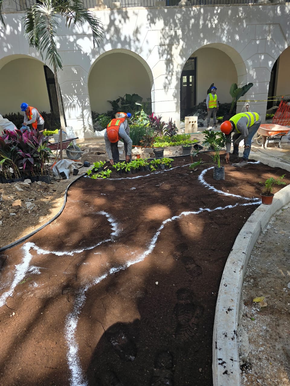 servicios de Mayan Garden