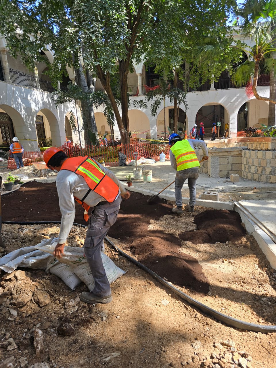 servicios de Mayan Garden