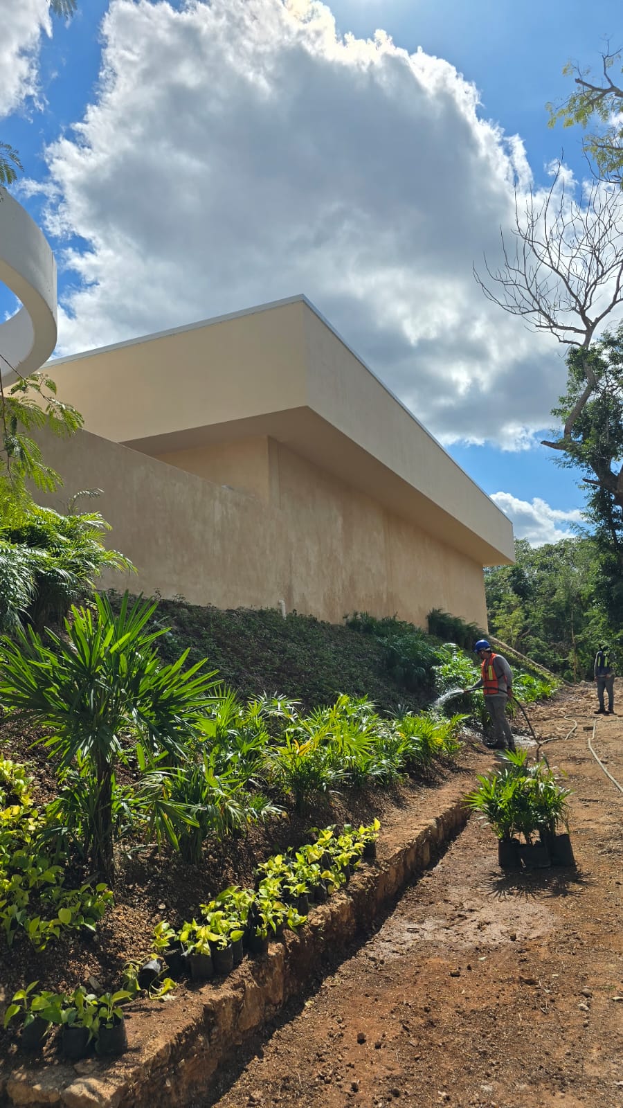 servicios de Mayan Garden